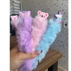 Caneta Cute Pompom Esferográfica Tinta Azul Ponta 1.0mm Fofy Kaz Escolar Escritório Presente Borboleta Unicornio Coala
