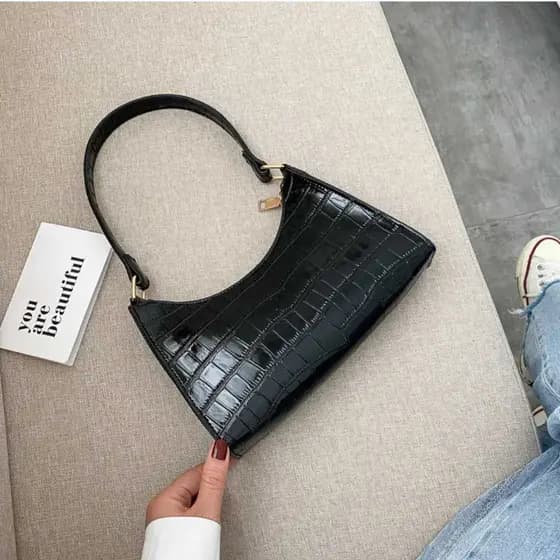 Bolsa Feminina de Mão Pequena Básica Tipo Handbag Para Festa ou Casual Preto Branco Verde e Amarelo