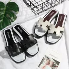 Summer New Style H Sandálias estilo coreano H Chinelos estilo INS Estilo Estudantil Flip-Flops Beach Flip-Flops de praia Soft-Soled Flat Slippers Factory Direct Sales