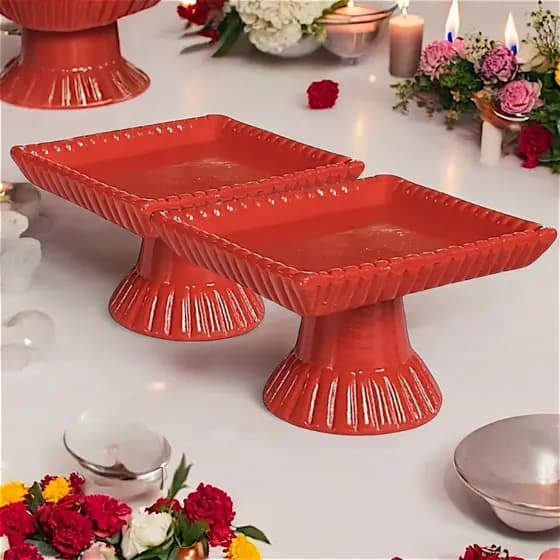Kit c/ 2 Porta Docinho Renda c/ pé Grande Cerâmica Decoração de Festa Aniversário Chá Revelação