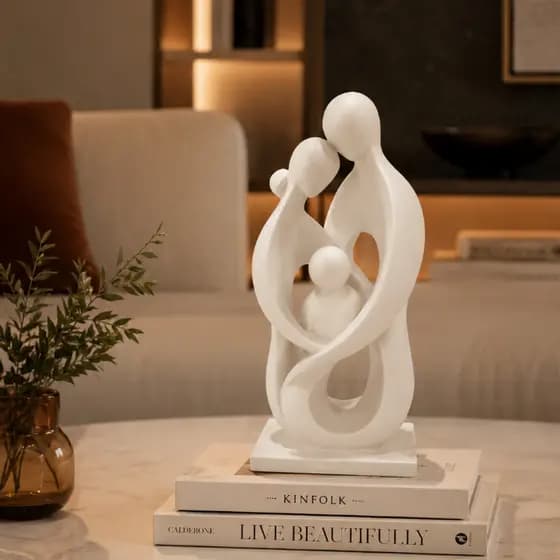 Escultura Família Decoração Elegante Enfeite Casa Amor Eterno União e Proteção Peça Decorativa