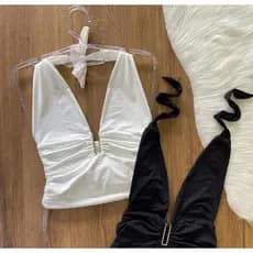 Cropped Feminino Decote V Com Fivela Dourada Frente Única Elegante