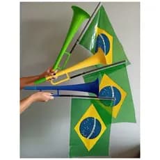 corneta vuvuzela copa do mundo c/ bandeira c/ haste - copa do mundo 2026