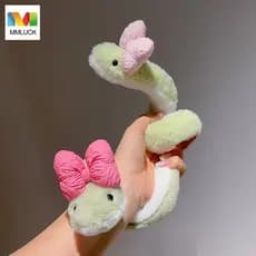DARBY Ano Da Cobra Brinquedo De Pelúcia , Envoltório Em Torno Do Braço Boneca Animal De Kawaii