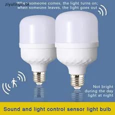ziyulinph Auto ON/OFF Sensor De Lâmpada De Indução Movimento Automático LED Inteligente Ativada Por Voz 220V Luz Economi