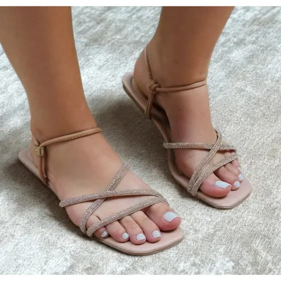Sandália Feminina Brilhante Rasteira Elegante confort Verao