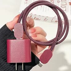 Protetor De Carregador iPhone 16 Compatível Com Apple 17 Classic Wine Red Leather Pattern