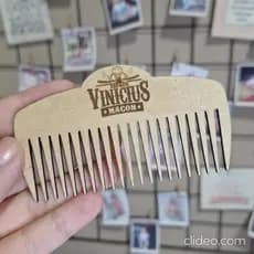 Pente Personalizado em MDF | Brinde para Barbearia, Lembrancinha Masculina e Presente Corporativo