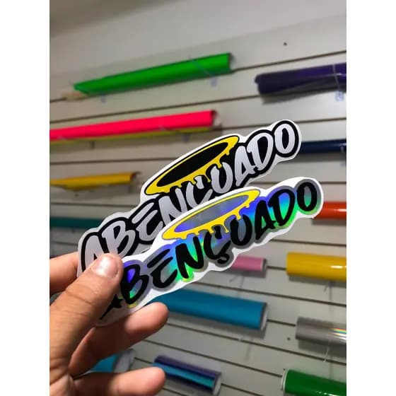 1 unidade de adesivo ABENÇOADO 15x3 cm  holografico para moto bike