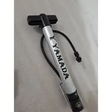 Bomba Bike Portátil Yamada com Mangueira Flexível Encher Pneu
