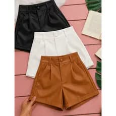 Short Feminino Couro Fake Cintura Alta Alfaiataria Botão e Zíper - Estilo & Conforto