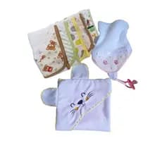 KIT FRALDA BOCA COM PRENDEDOR DE CHUPETA + TOALHA BANHO COM CAPUZ FORRADO E BORDADO