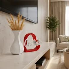 Kit Vaso Decorativo Branco + Coração Gratidão Decoração de Rack Mesa Sala Presente Vaso Decorativo Branco Sala Rack TV
