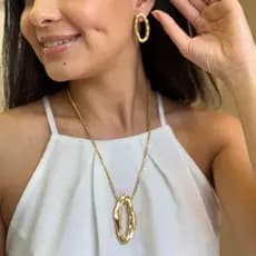Conjuto Feminino Brinco e Colar com Pingente Organico Banhado Ouro