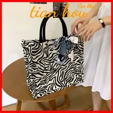 Ins Large Bag Versão coreana da bolsa Tote Bag Tote Bag de grande capacidade para estudantes Classe One Shoulder Tote Bag T6LL