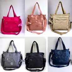 Bolsa Feminina Transversal Grande en Nylon uso Escolar Faculdade com chaveiro Macaco