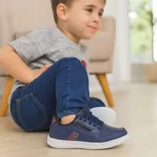 Tênis sapatenis casual infantil menino  solado blaqueado conforto e qualidade
