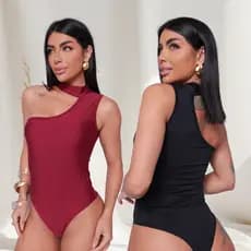Body Feminino Assimétrico com Gola Alta – Ombro Só com Bojo Incluso