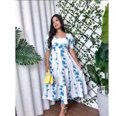 Vestido Feminino Mídi  com Manga Floral 3 Marias em Crepinho - Moda Elegante Casual