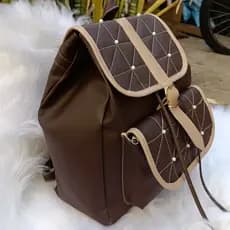 Mochila Feminina para Notebook em Couro Sintético Grande Impermeável Moderna