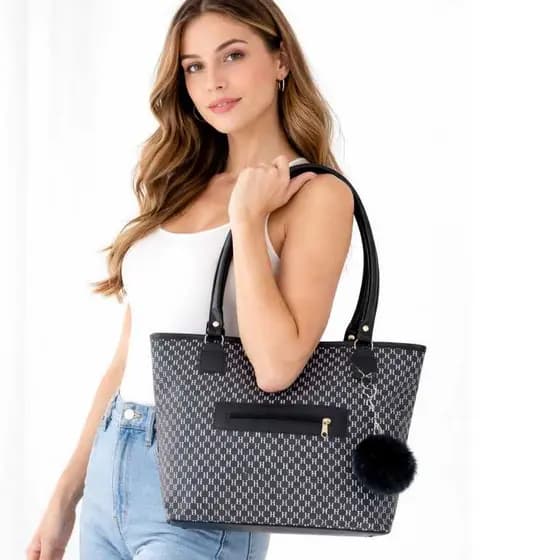 Bolsa Feminina Fashion Style Grande Elegante com Pompom