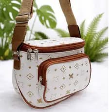 Bolsa Feminina Transversal Compacta Estampada com Zíper Duplo – Elegante e Prática