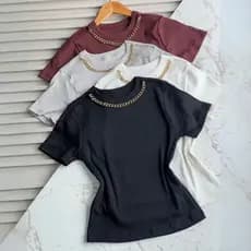 Blusa Feminina Ribana Canelada Escritório Algodão Social Elegante com Detalhe de Corrente