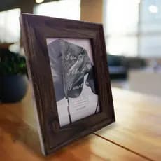 Porta retrato De Madeira escura para Mesa Sala De Estar Foto