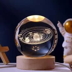Luminária Cristal de Mesa 3D Sistema Solar LED com Base de Madeira - Decoração e Presente Criativo