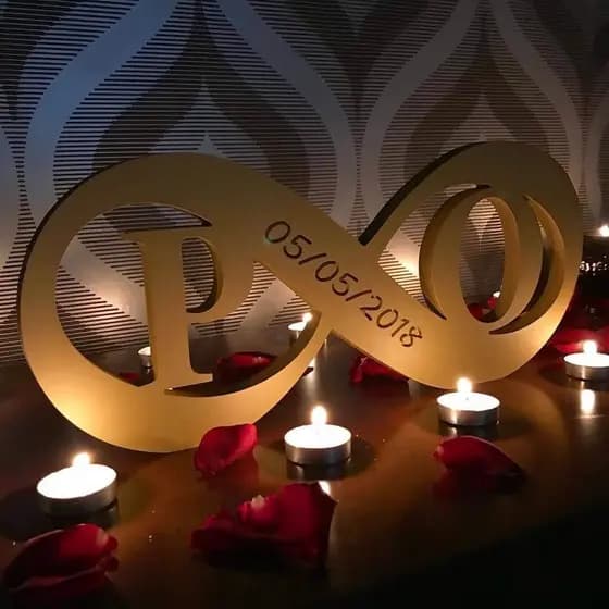 Plaquinha Infinito Personalizada - Nome e Data para Presente de Casal | Decoração Romântica