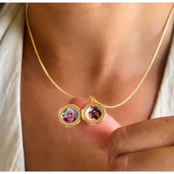 Mini Relicário Personalizado Ouro 18K Banhado com Foto Colar Porta Retrato