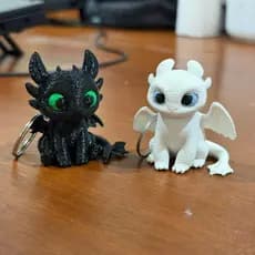 Chaveiro – Casal Geek Banguela e Fúria da Luz l Impressão 3D l Como treinar o seu Dragão Trend