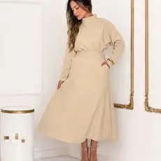 Conjunto Feminino Gola Alta com Saia Midi em Tecido Anarruga | Moda Elegante Evangélica