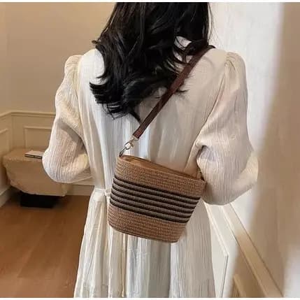 Bolsa Feminina Transpassada Moda Praia Bolsa de Palha Mariana Bolsa De Ombro Meia Lua Bolsa De Palha XE-01 XE16 XE17