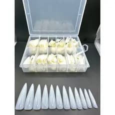 Unha Postiça Extra Longa Stiletto Leitosa Helen Color 240 unidades .