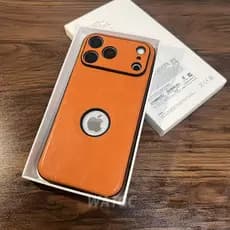 Luxuoso Couro PU Laranja É Adequado Para iPhone 17 , 16 , 15 , 14 , 13 , 12 E 11 Pro Max , Proporcionando-Os Com Prote