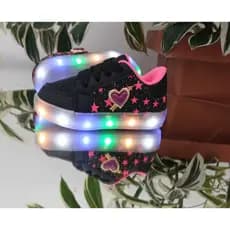 Tênis infantil feminino preto com estrelas rosa com LED
