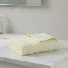 Toalha de Banho Macia 1,4m Amarelo Pastel Alta Absorção Confortável