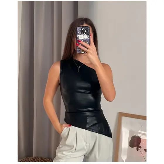 Blusa Feminina De Couro