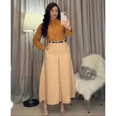 Saia Longa Alfaiataria Fit e Flare Feminina Moda Evangélica Cintura Alta Fenda Fechada