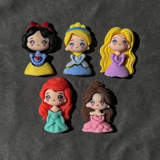 Cute Princess Cro Charm DIY Jibz Cartoon Resina Jóias Acessórios Material Goma Clip Shoes Buckle encanto de sapatos