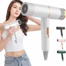 Secador de cabelo multifuncional com ar quente e frio, elegante e acessível para uso doméstico.