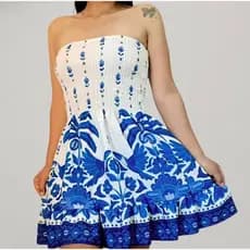 Vestido Curto Femenino - Elegância e Conforto em Estilo Floral