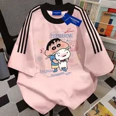 100% algodão bonito Crayon Shin-Chan três barras em torno do pescoço de manga curta camiseta das mulheres dos homens ver
