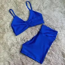 Conjunto de short sem empina bumbum top costa nua Fitness estilo fashion