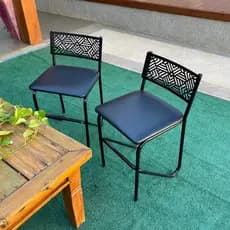 Kit 2 Banquetas Baixas Modernas Para Casa e Área de Lazer Bistrô