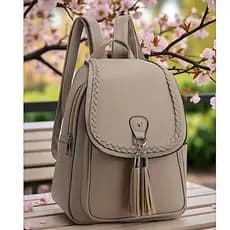 Mochila Feminina Media Bolsa Mochila Casual em Couro Sintético com Tassel Trançado Para Faculdade e Viagem C-09