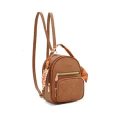 Bolsa Mochila Pequena Com Lenço Para Passear E Viajar Material Couro Granulado Moda Feminina C-29