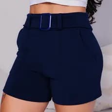 Shorts Feminino Fivela Curto Cintura Alta Malha Crepe possui Bolso Elastano bermuda