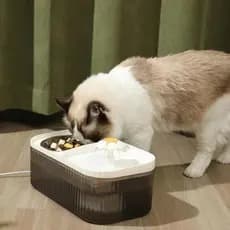 Fonte Bebedouro e Comedouro Para Gatos E Cães Automático Little 3 Litro